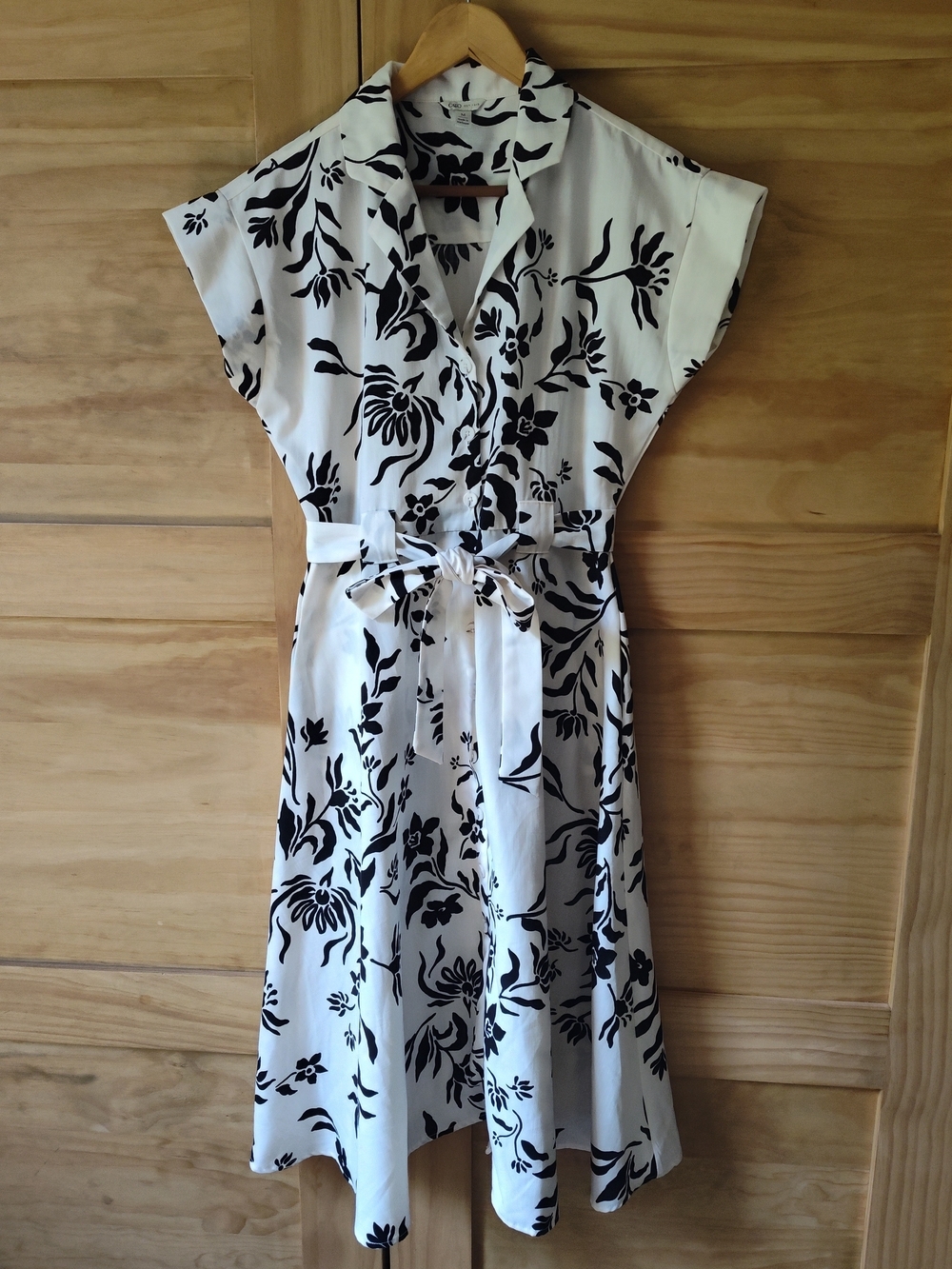 Cato Black & Cream Floral Tie-Waist Midi Cap Sleeve Paris Chic Dress | Medium